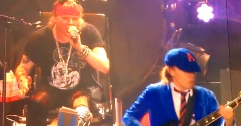 Axl Rose debutó como nuevo vocalista de AC/DC y así es como suena. Los fans no están nada contentos