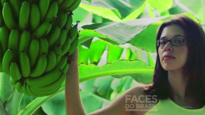 Mira la maravillosa forma en la que aprovechar la cáscara de la banana que descubrió esta joven brasileña
