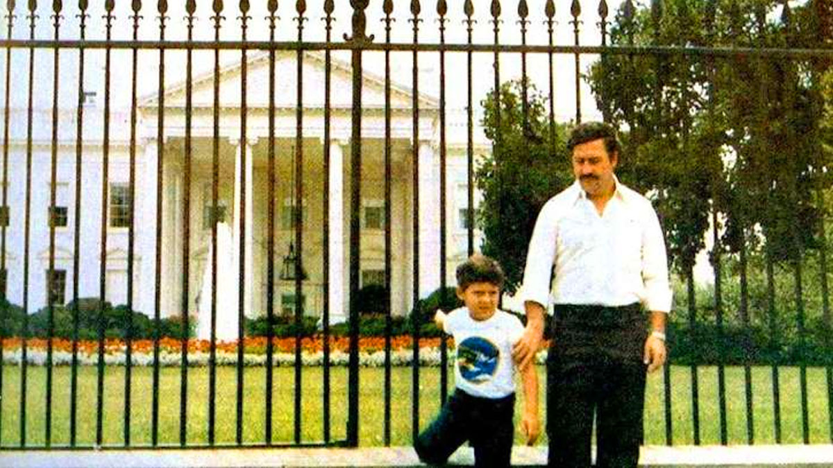 Esta es la historia de la foto más polémica de Pablo Escobar